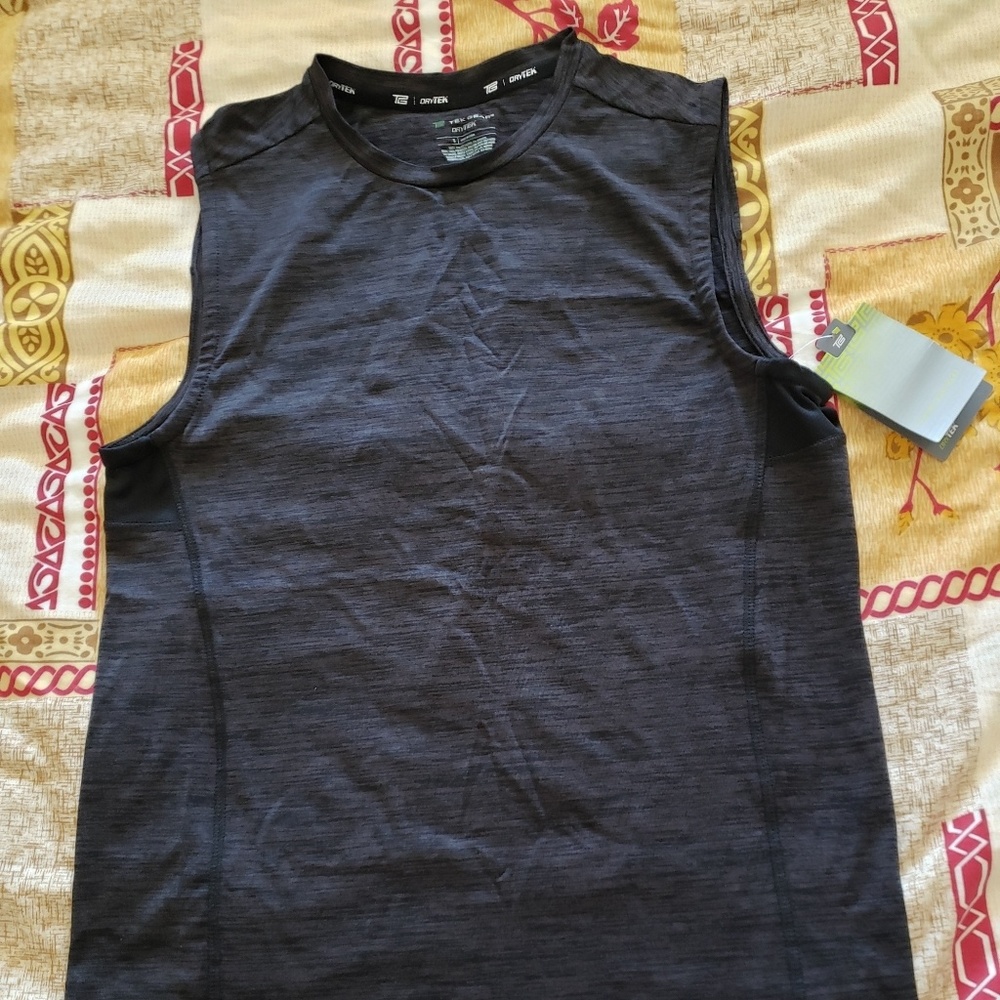 Tek gear black sleeveless muscle shirt men's S